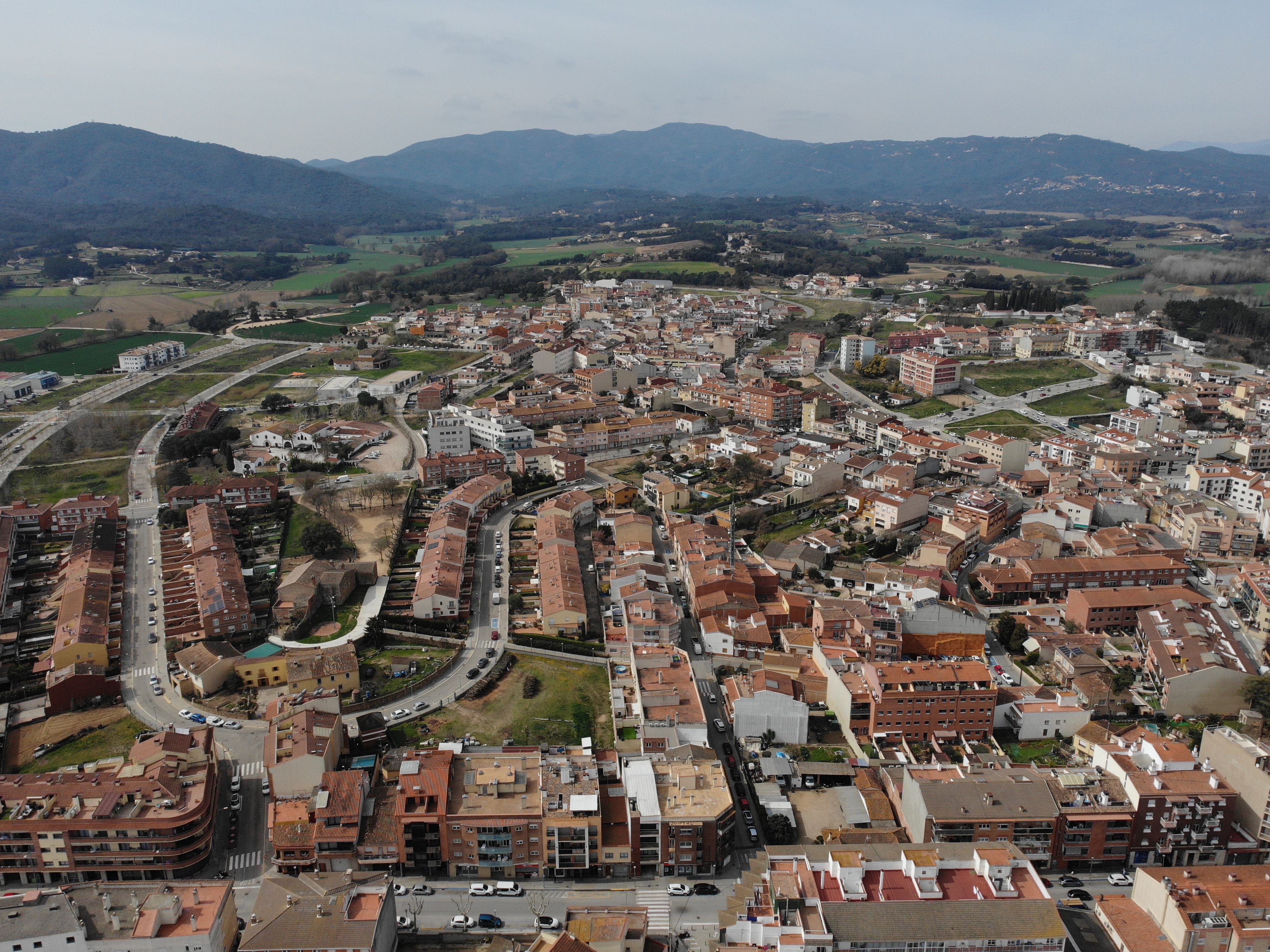 Oberta la convocatòria de subvencions per a famílies i persones en situació de vulnerabilitat, majors de 65 anys, monoparentals i persones que viuen soles