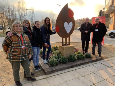 Tordera inaugura l'estàtua en homenatge als donants de sang