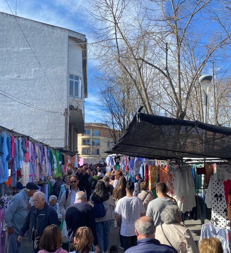 Obert el concurs per l'atorgament de llicències de venda no sedentària als mercats de Tordera, Sant Pere i dels dimarts