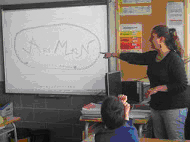 Els alumnes de l'Ignasi Iglesias fan un taller sobre el logo